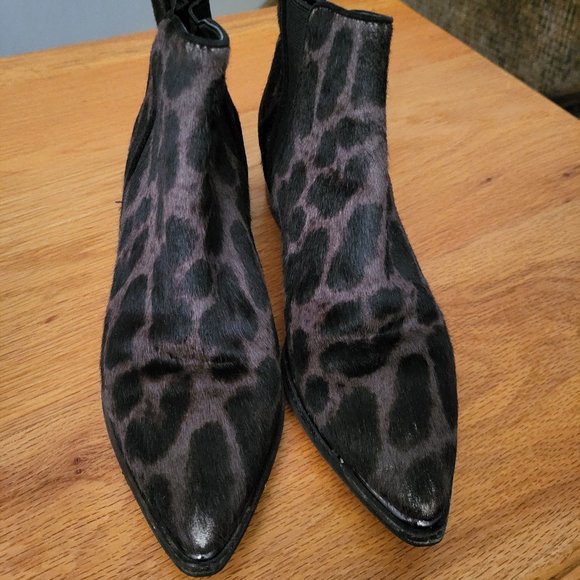 Mark Fisher Brown/Black leather booties with real cow fur. 5.5 M - Picture 1 of 1